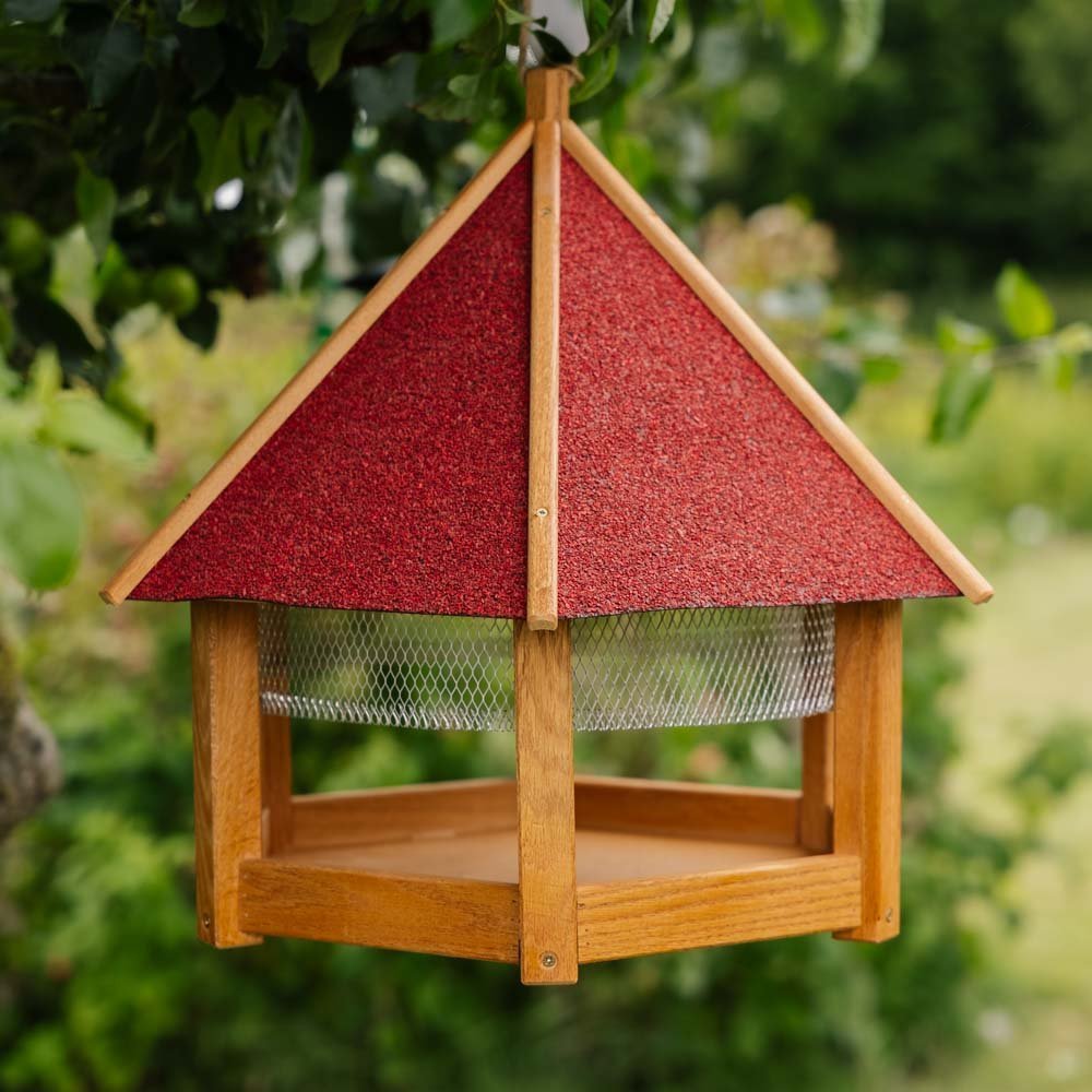 Syöttötalo verkolla, punainen katto, Ø: 54 cm