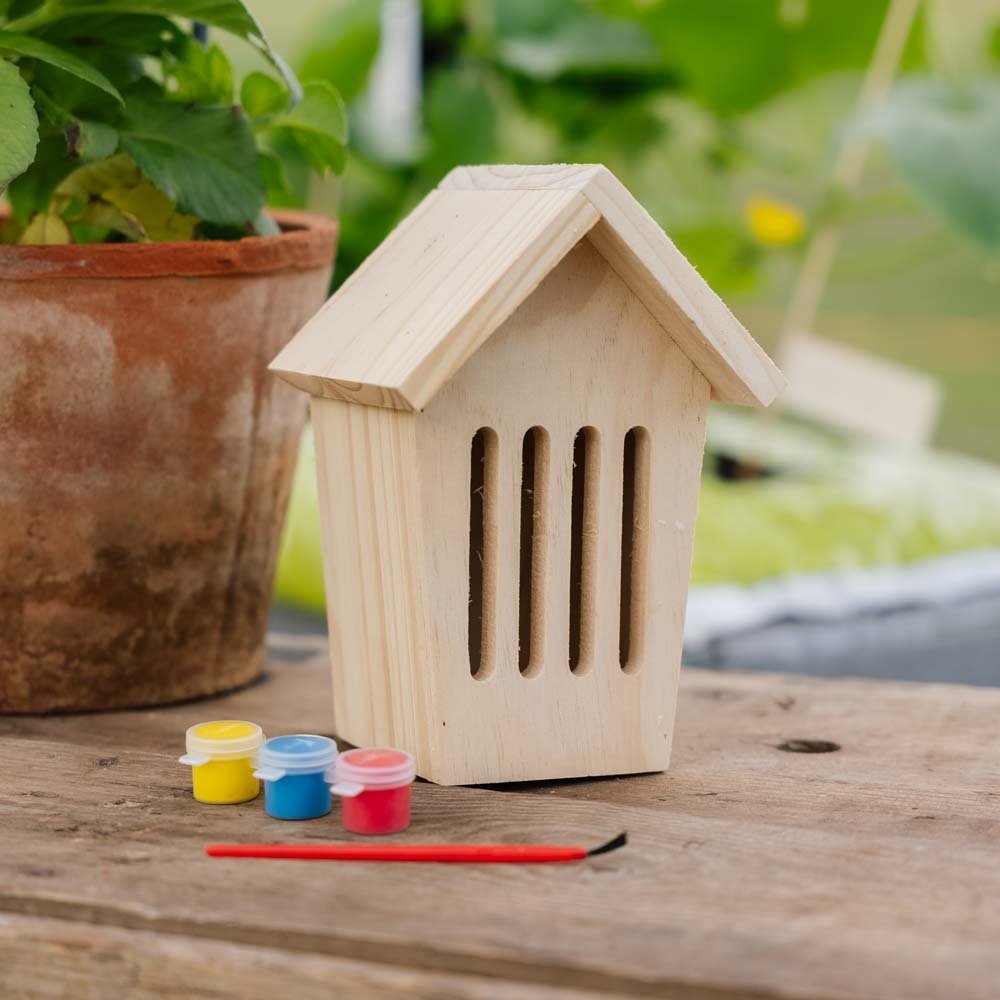 Tee - se - itse perhostalo maalaussetillä