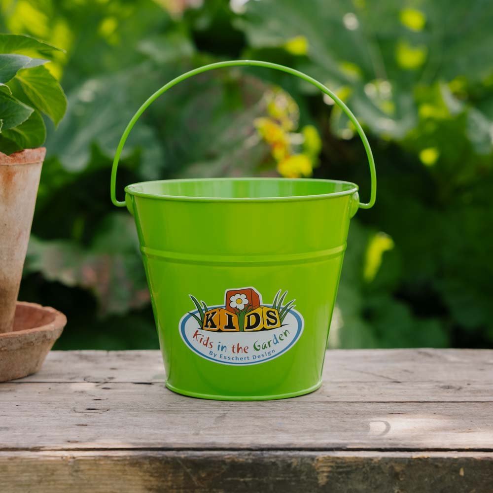 Vihreä lasten ämpäri