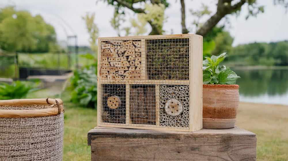 Hyönteishotellit - Blomea.fi