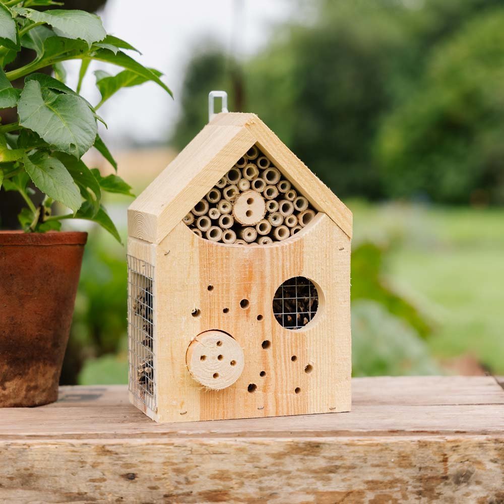 Hyönteishotelli, luonnonvärinen, Pituus: 15 cm Leveys: 18 cm Korkeus: 28 cm