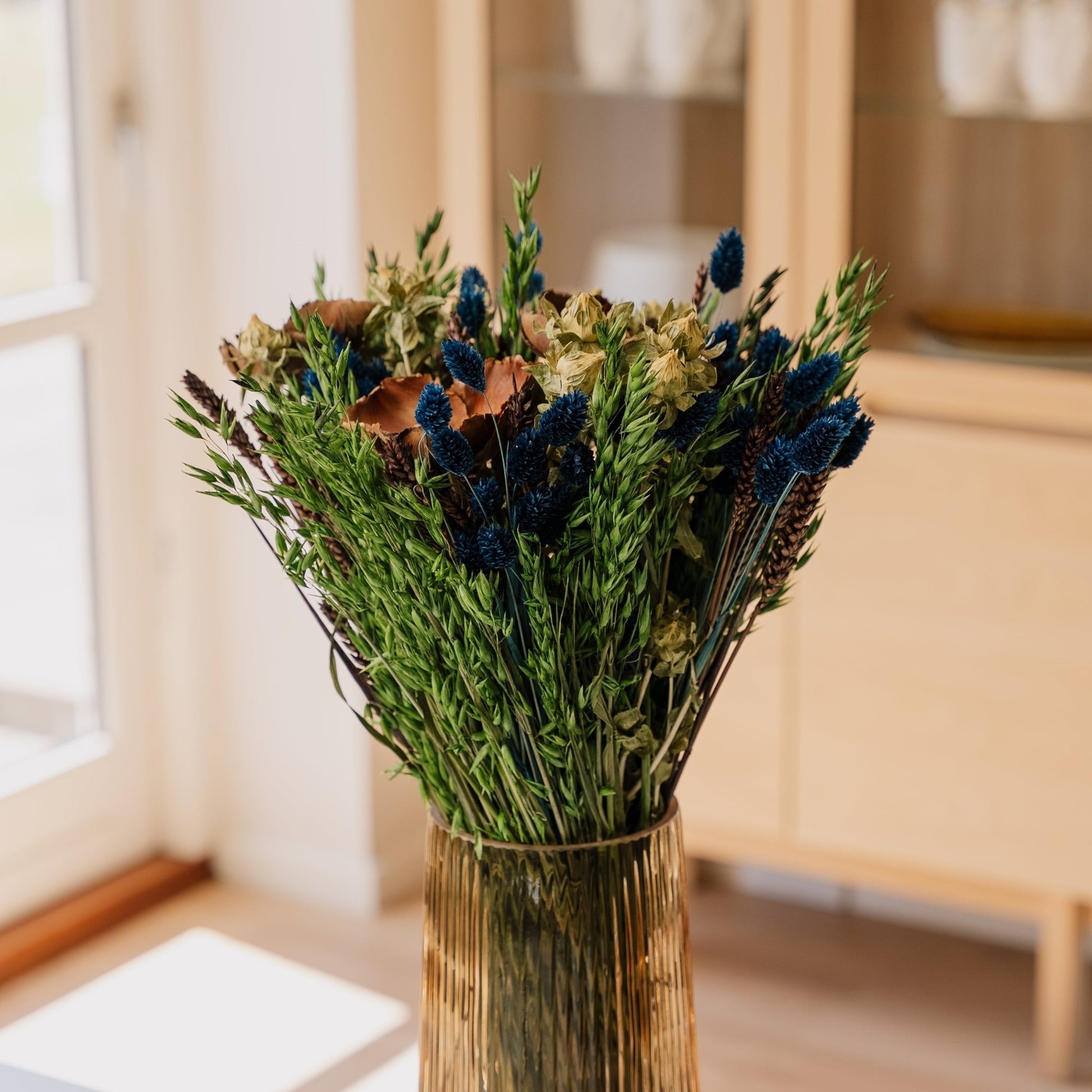 Kuivakukkakimppu, Linnan puutarha, H: 55 cm