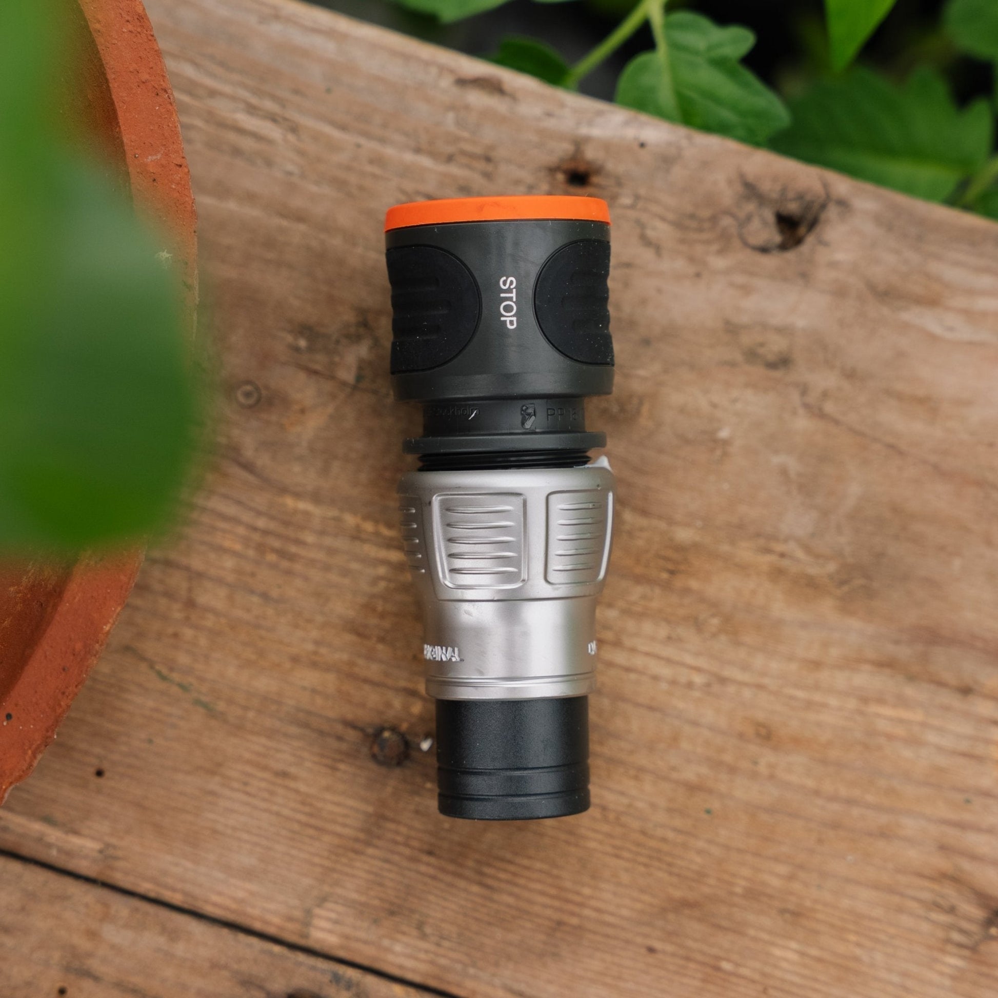 Premium - letkuliitin vesilukolla 1/2"