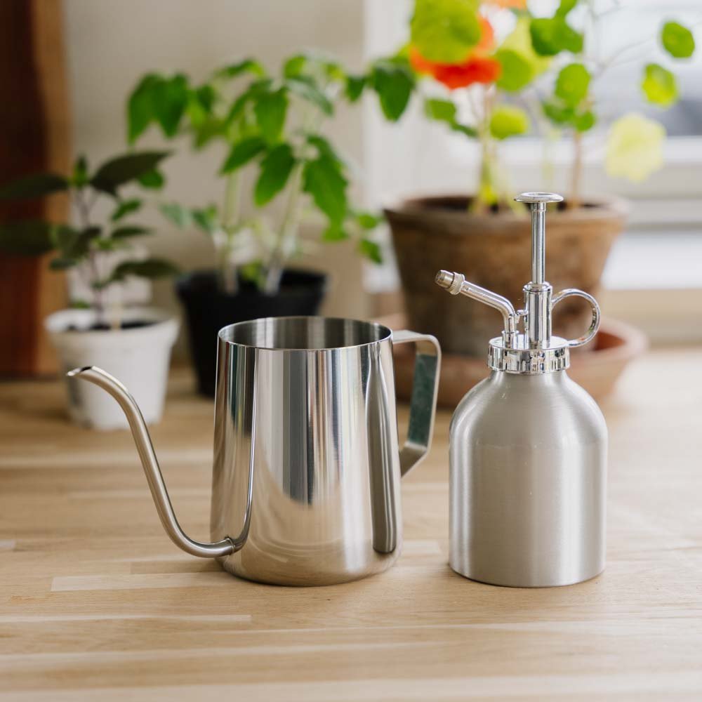 Sisäkukille tarkoitettu kastelusarja