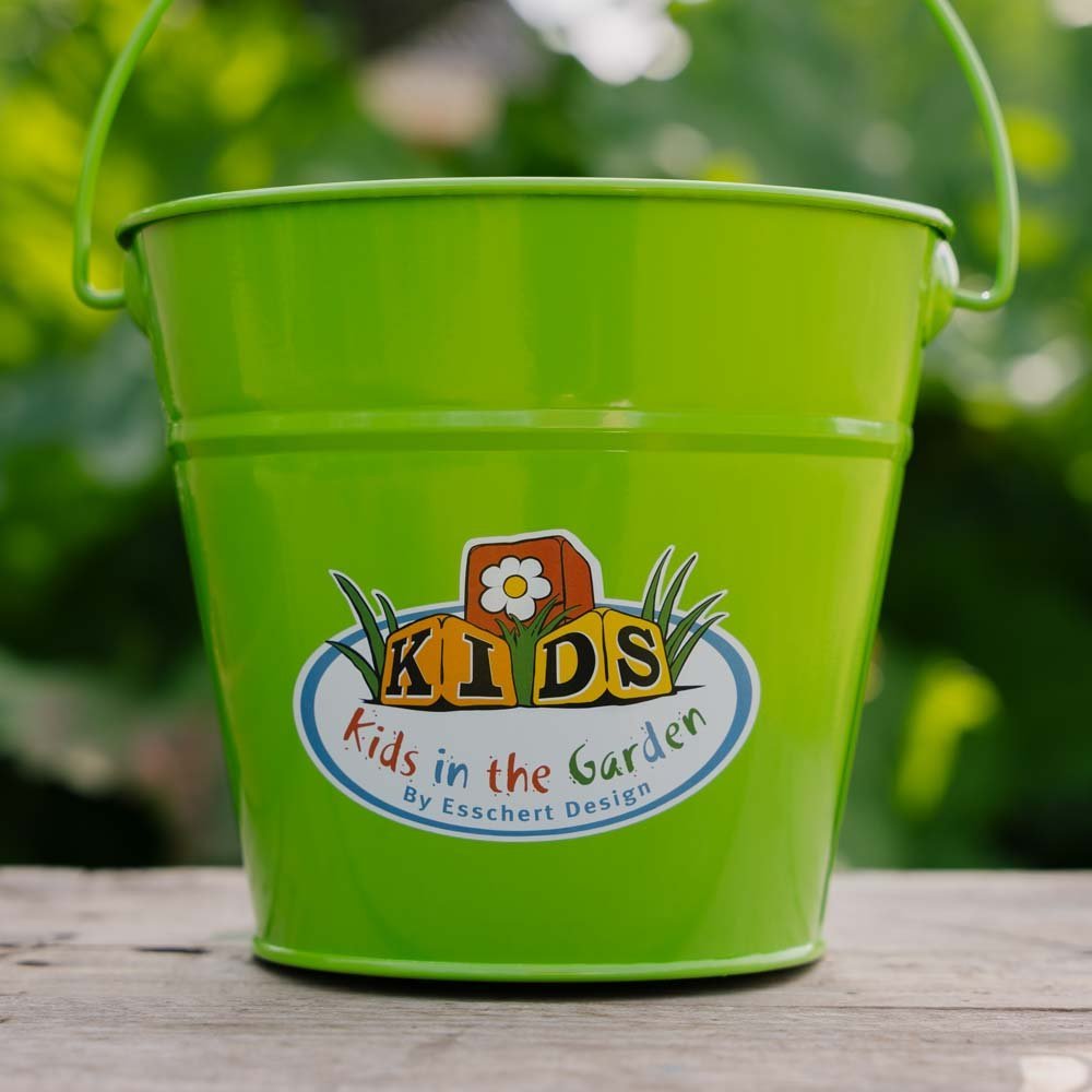 Vihreä lasten ämpäri